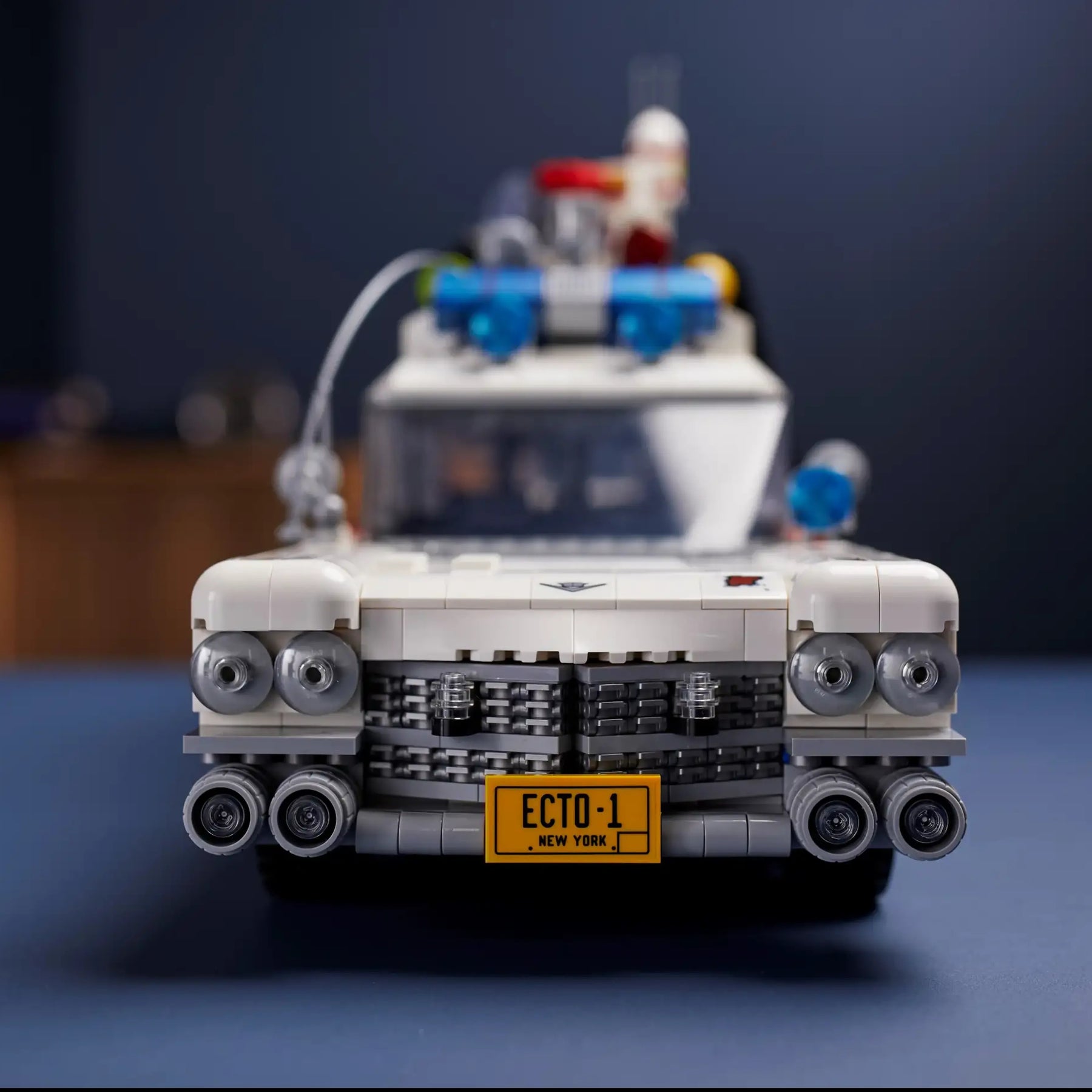 Cadillac ECTO-1 dos Caça-Fantasmas (2352 Pcs)